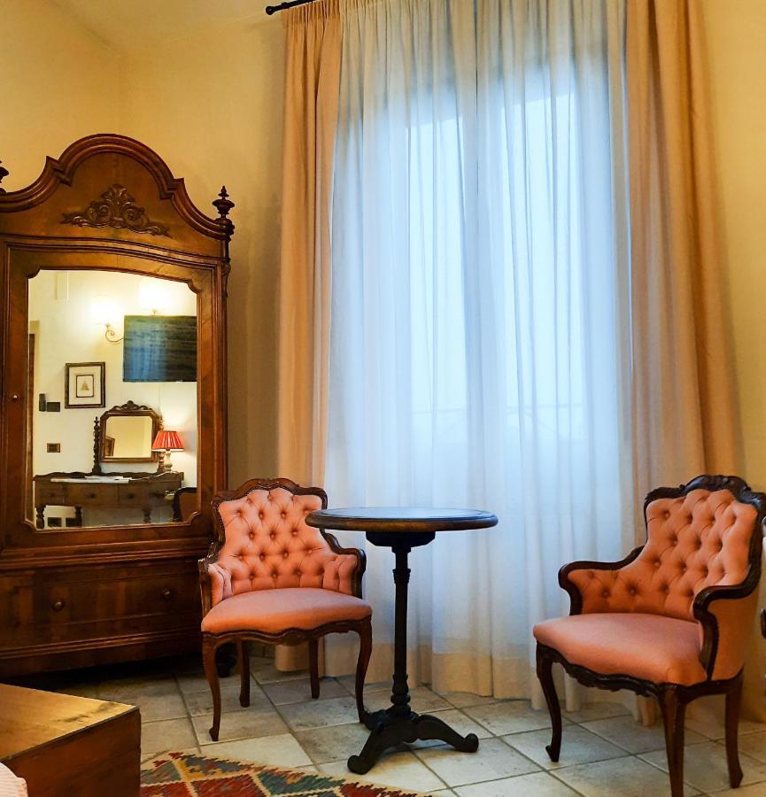 Boutique Hotel Fox'S Inn San Giustino Valdarno Экстерьер фото